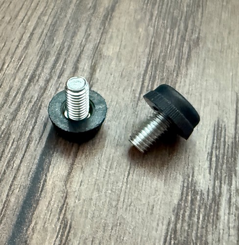 Furniture machine levelling - /,